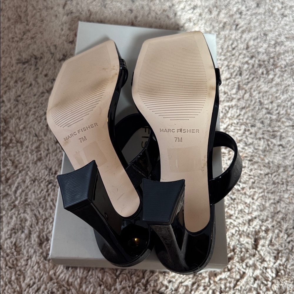 Black Square Toe Sandals - Picture 4 of 5
